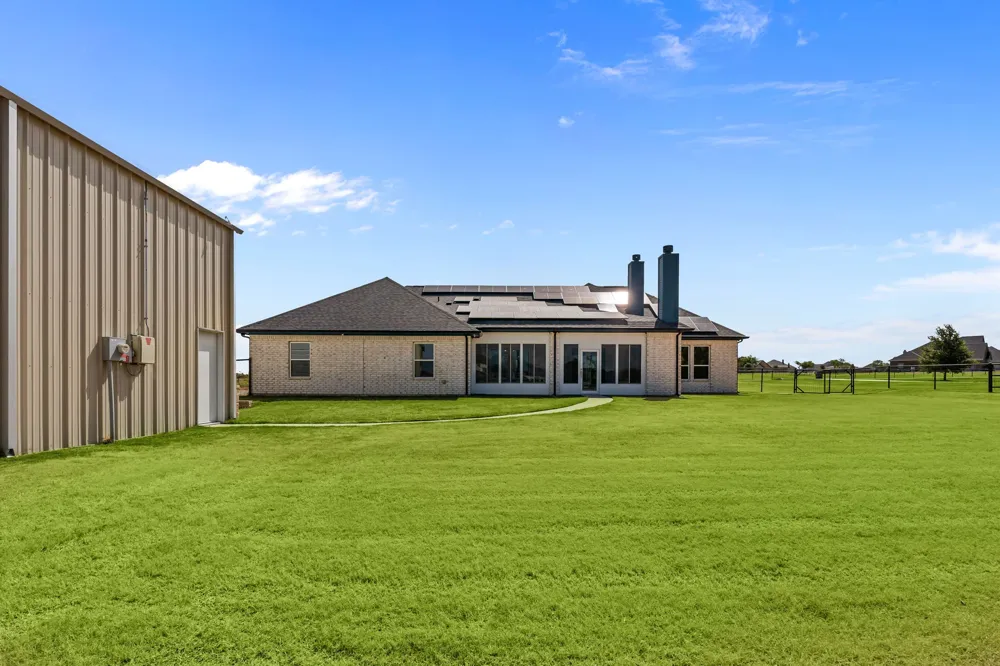 345 Palo Alto Drive Springtown, TX 76082