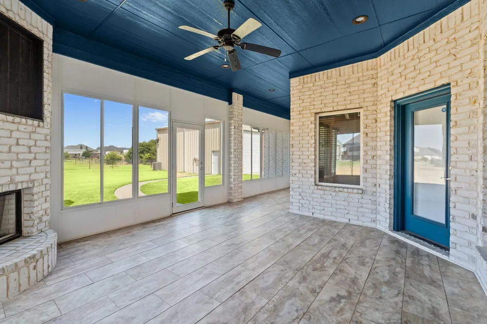 345 Palo Alto Drive Springtown, TX 76082