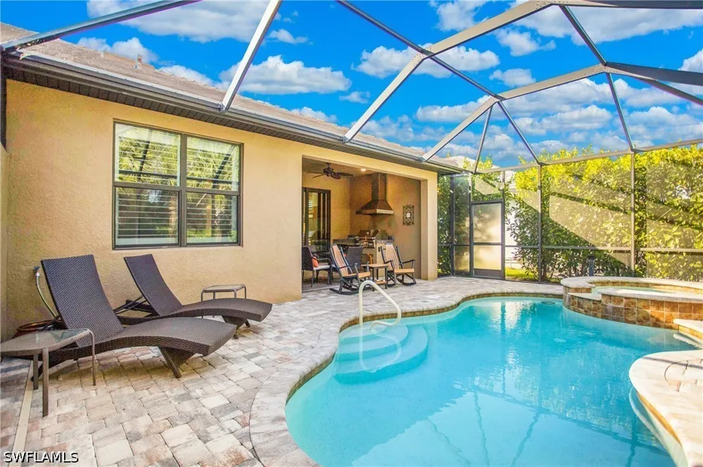 Jacaranda Lane Naples, FL 34114