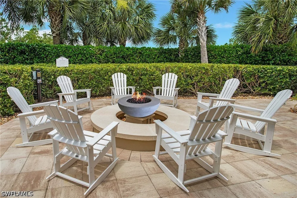 Jacaranda Lane Naples, FL 34114