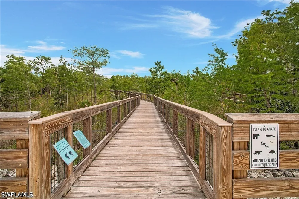 Jacaranda Lane Naples, FL 34114