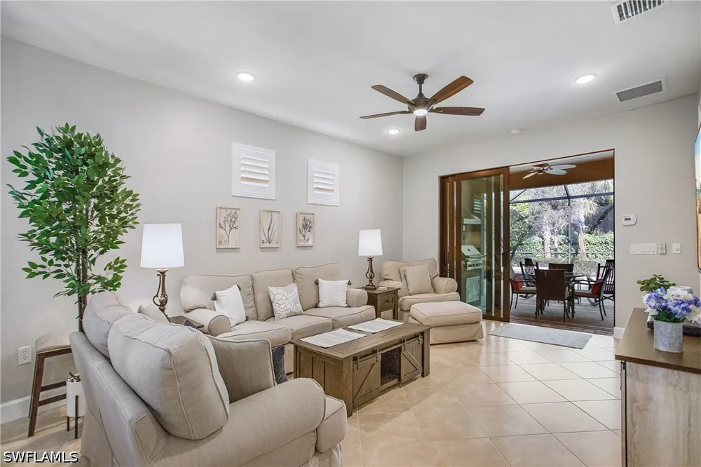 Jacaranda Lane Naples, FL 34114