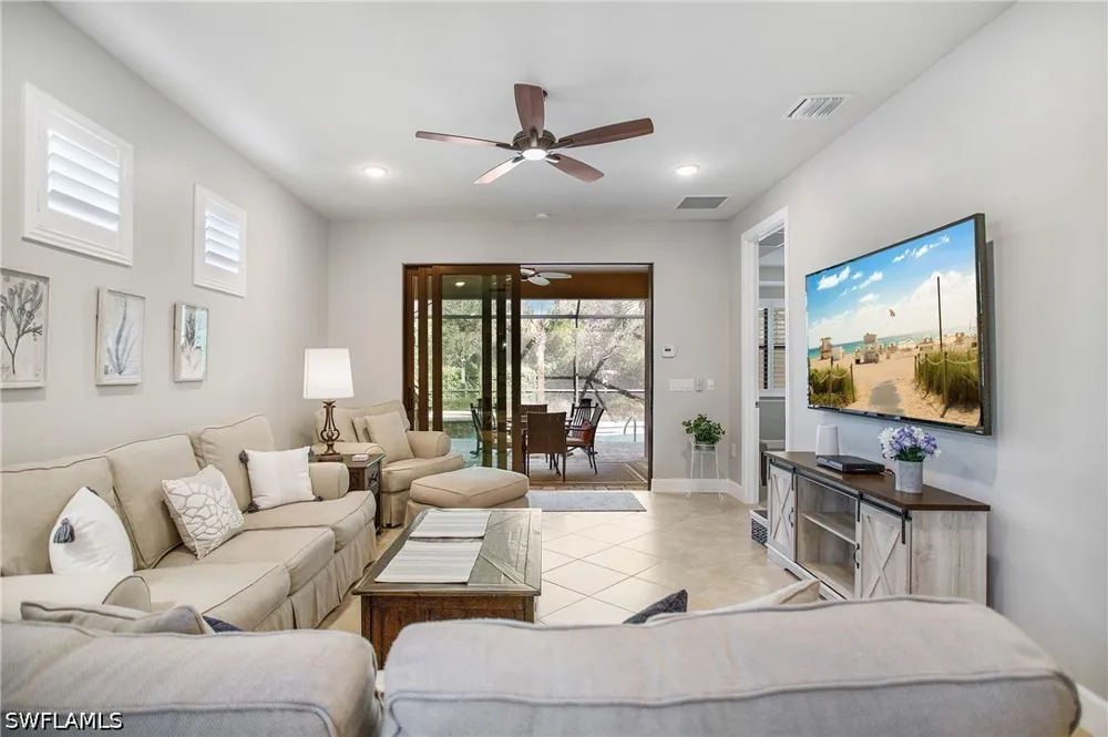 Jacaranda Lane Naples, FL 34114