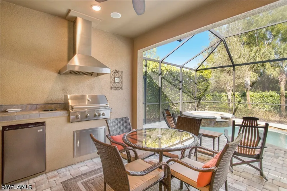 Jacaranda Lane Naples, FL 34114