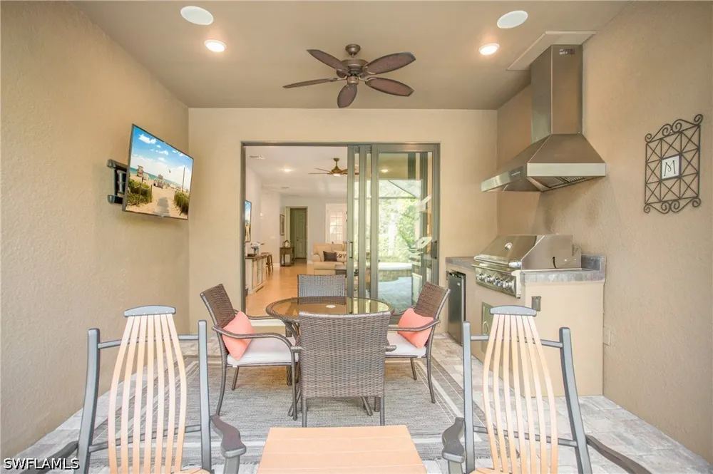 Jacaranda Lane Naples, FL 34114