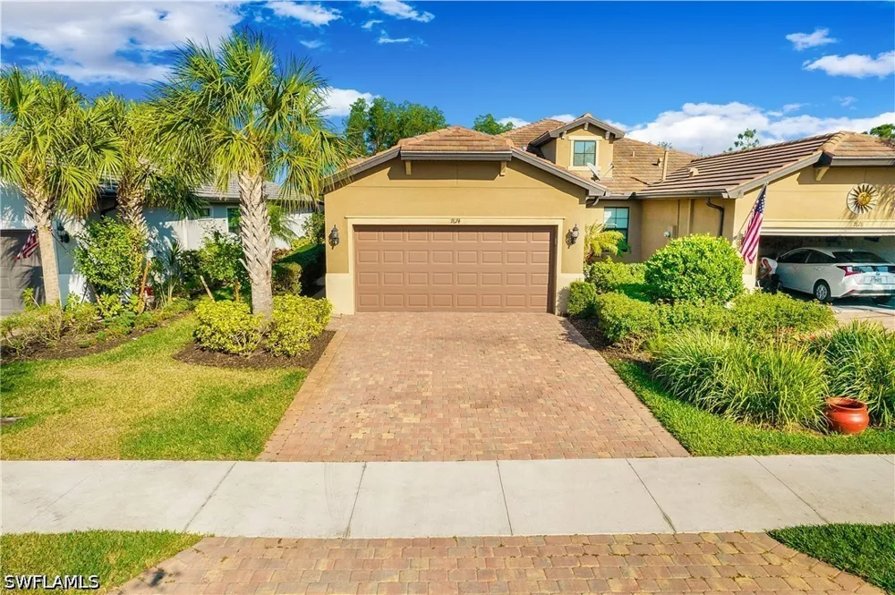 Jacaranda Lane Naples, FL 34114