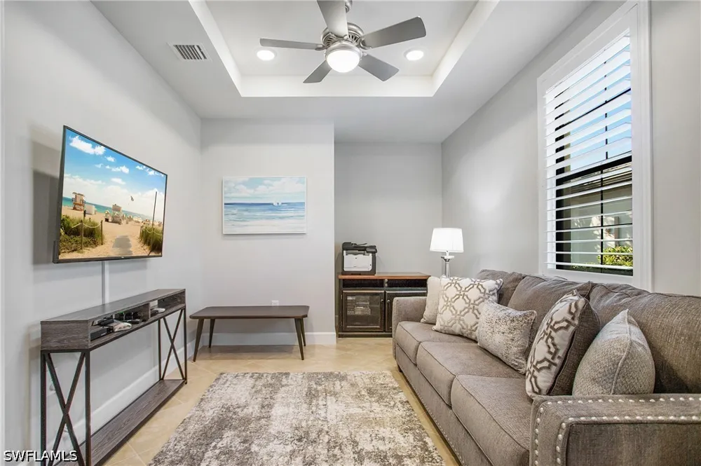 Jacaranda Lane Naples, FL 34114