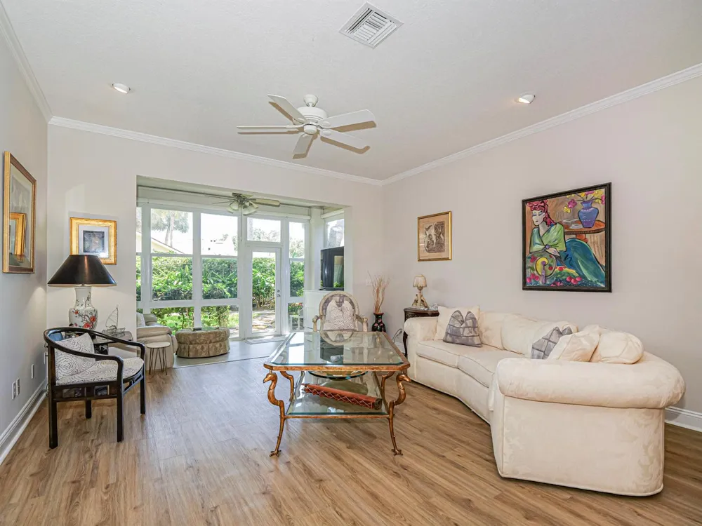219 E Park Shores Circle #219B Indian River Shores, FL 32963