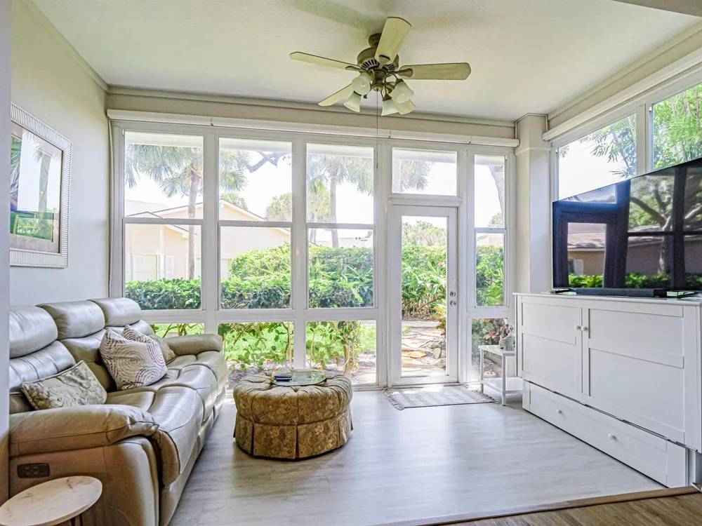219 E Park Shores Circle #219B Indian River Shores, FL 32963