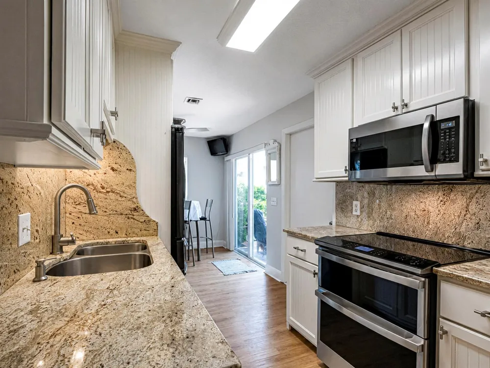 219 E Park Shores Circle #219B Indian River Shores, FL 32963