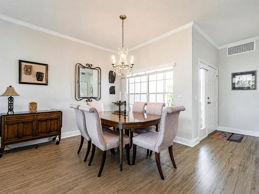 219 E Park Shores Circle #219B Indian River Shores, FL 32963