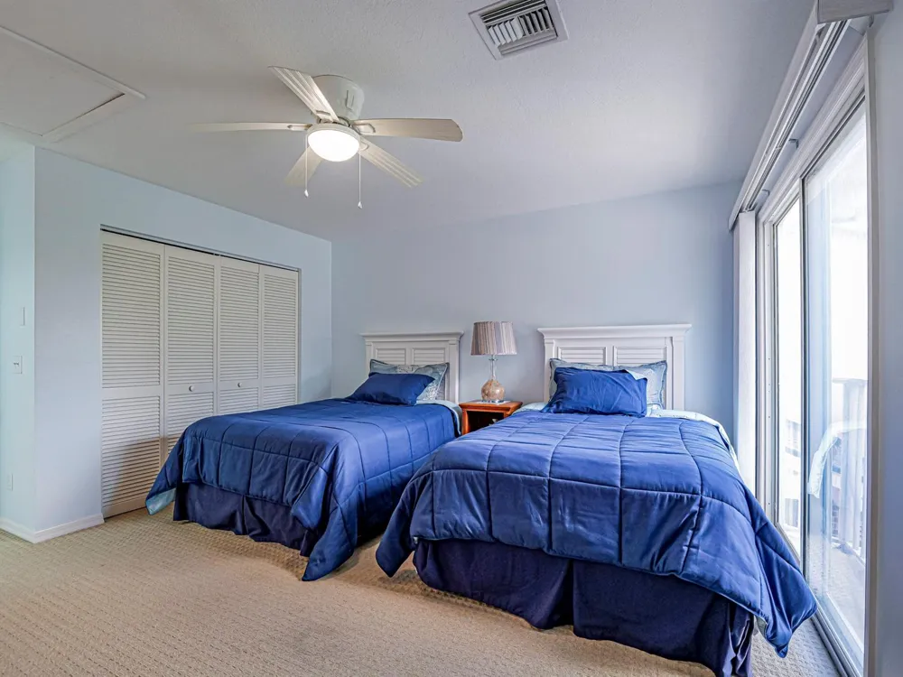 219 E Park Shores Circle #219B Indian River Shores, FL 32963