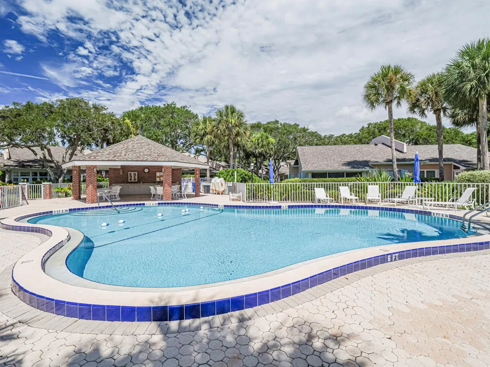 219 E Park Shores Circle #219B Indian River Shores, FL 32963