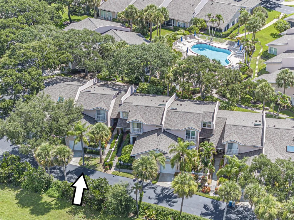 219 E Park Shores Circle #219B Indian River Shores, FL 32963