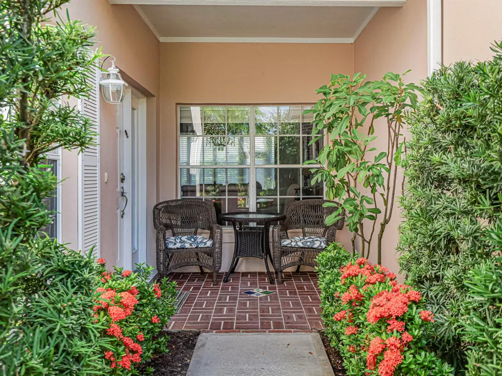 219 E Park Shores Circle #219B Indian River Shores, FL 32963