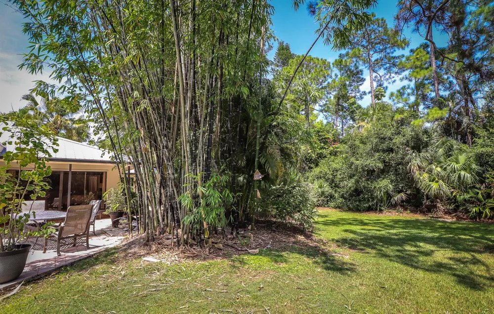 8166 150th Court Palm Beach Gardens, FL 33418