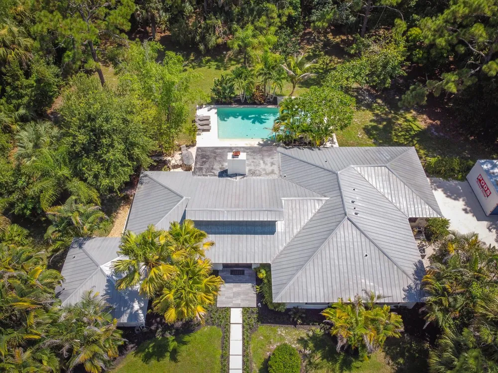 8166 150th Court Palm Beach Gardens, FL 33418