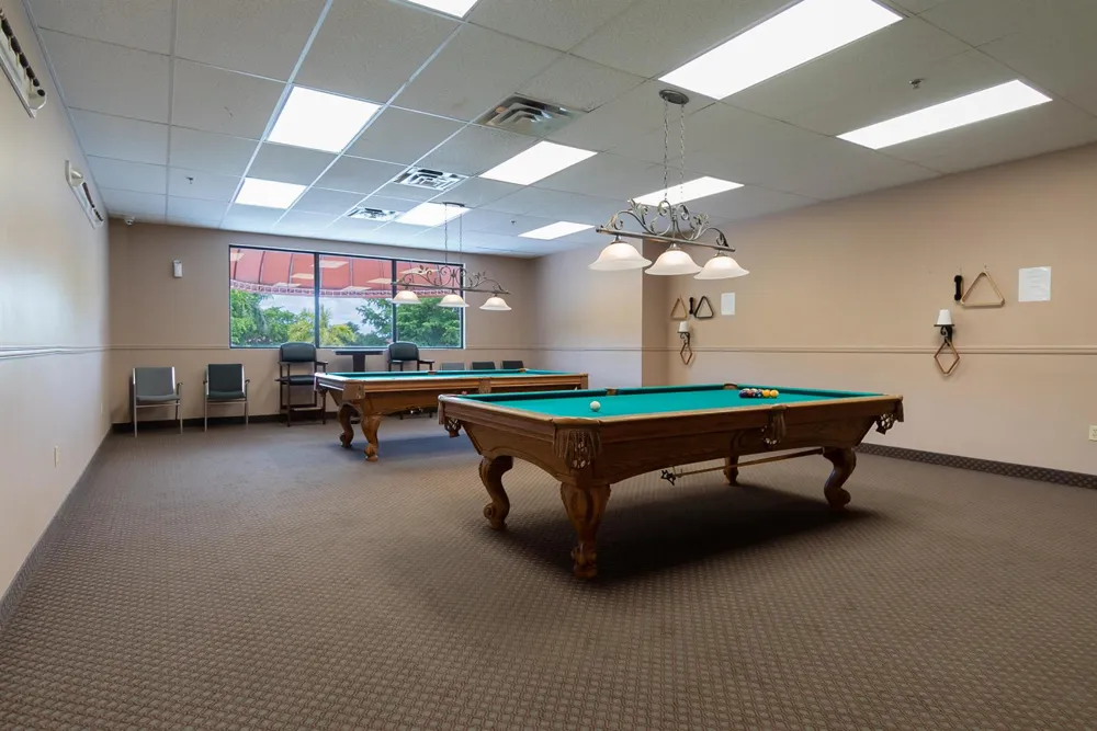 9420 S Hollybrook Lake Drive #304 Pembroke Pines, FL 33025