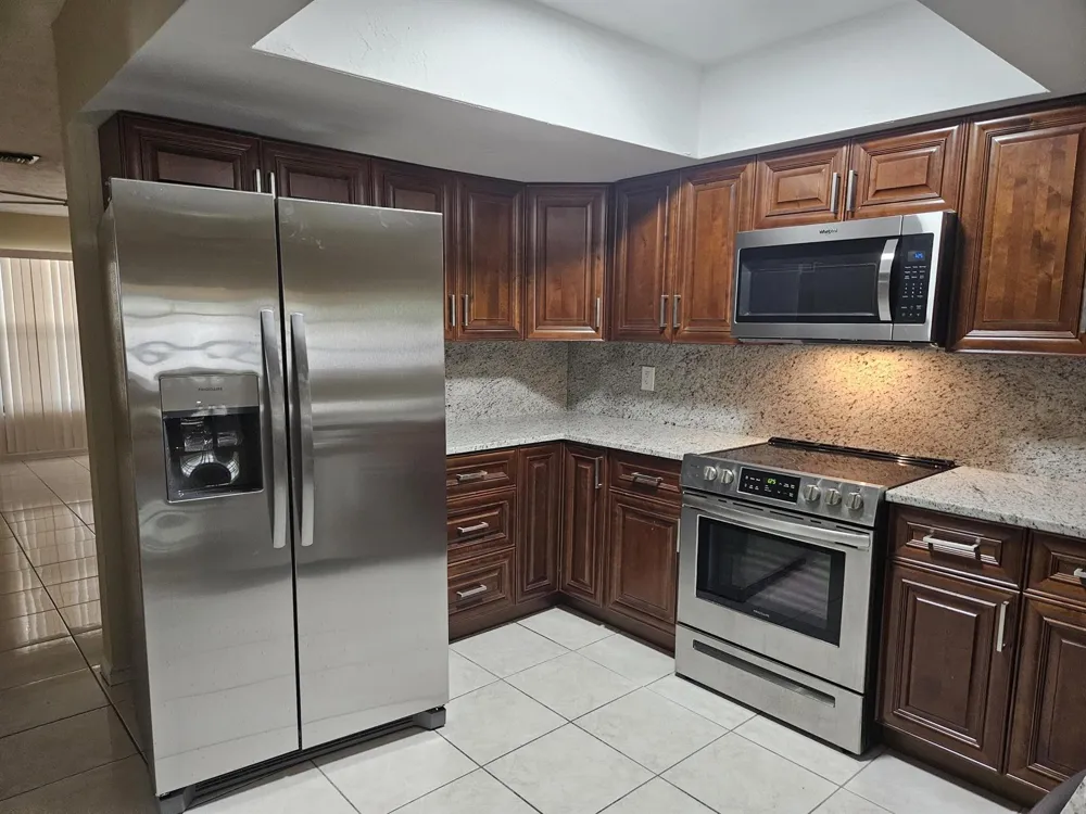 7910 NW 70th Court Tamarac, FL 33321