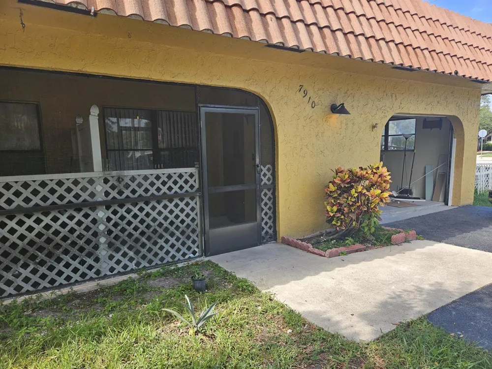 7910 NW 70th Court Tamarac, FL 33321