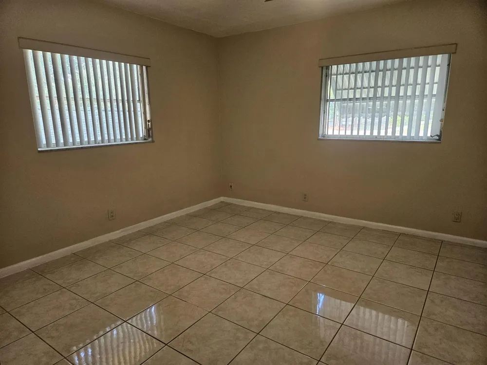 7910 NW 70th Court Tamarac, FL 33321