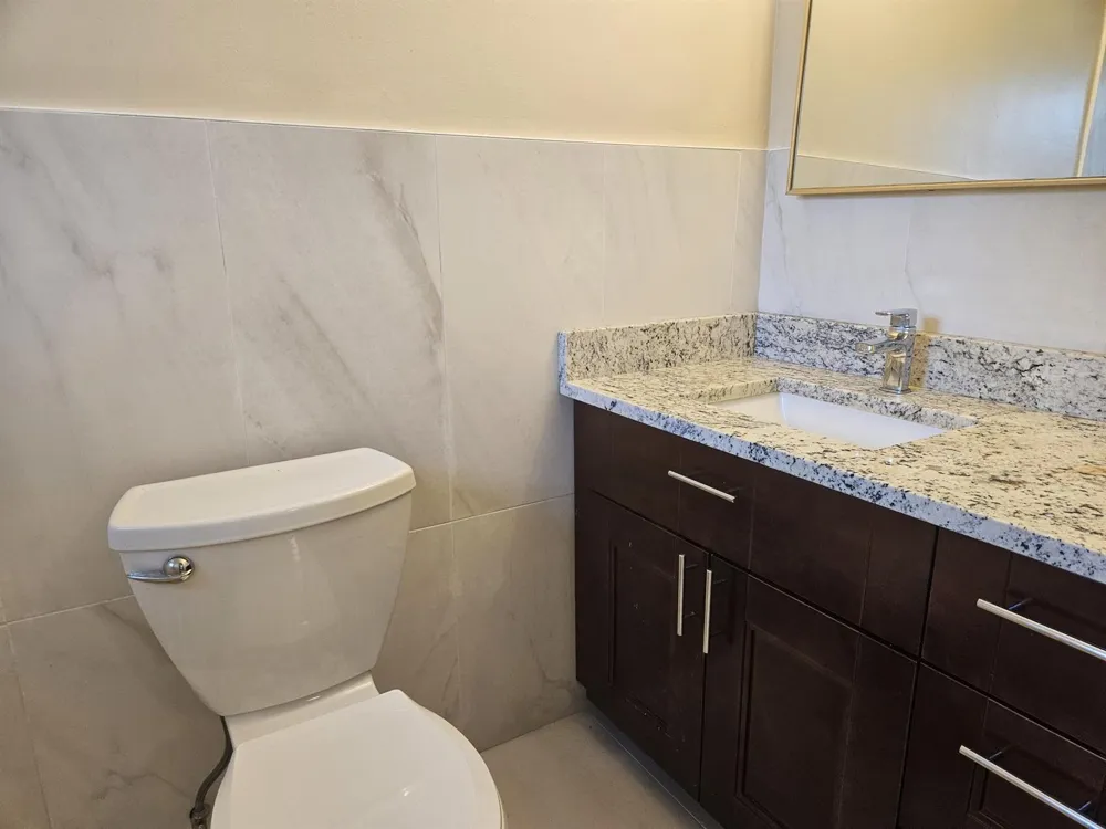 7910 NW 70th Court Tamarac, FL 33321