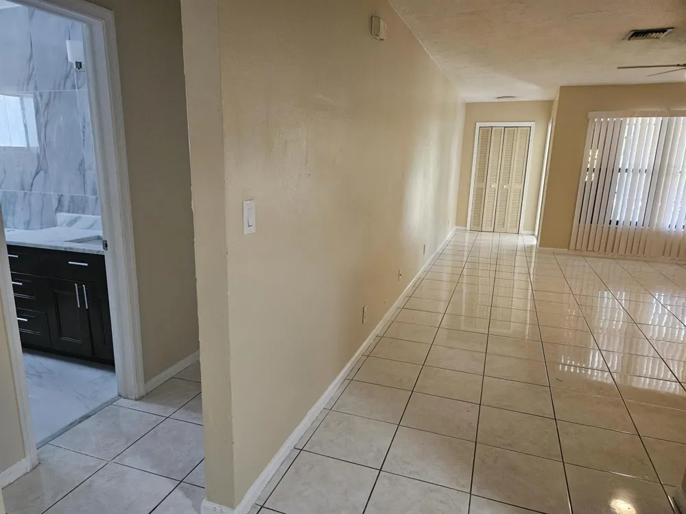 7910 NW 70th Court Tamarac, FL 33321