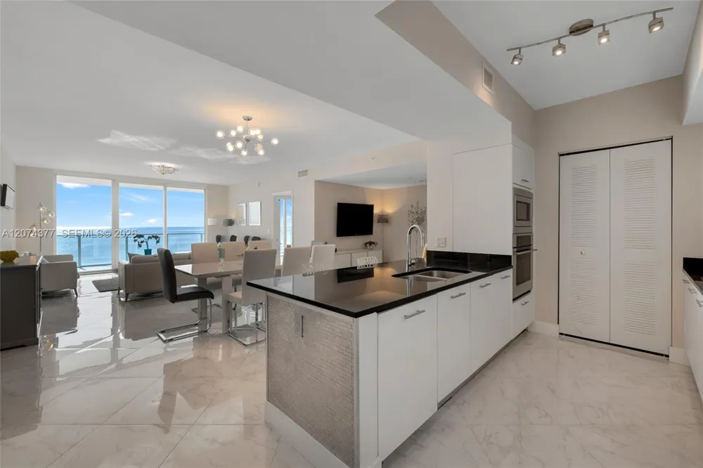 Address Not Shown Hollywood, FL 33019