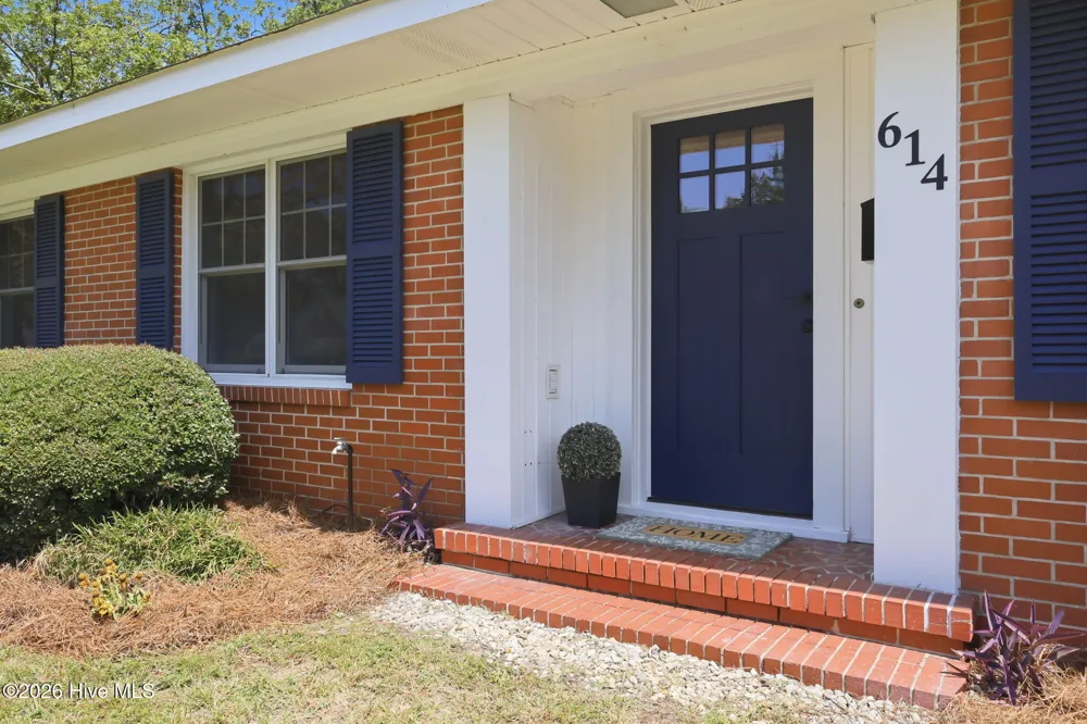 614 E 6th Street Washington, NC 27889