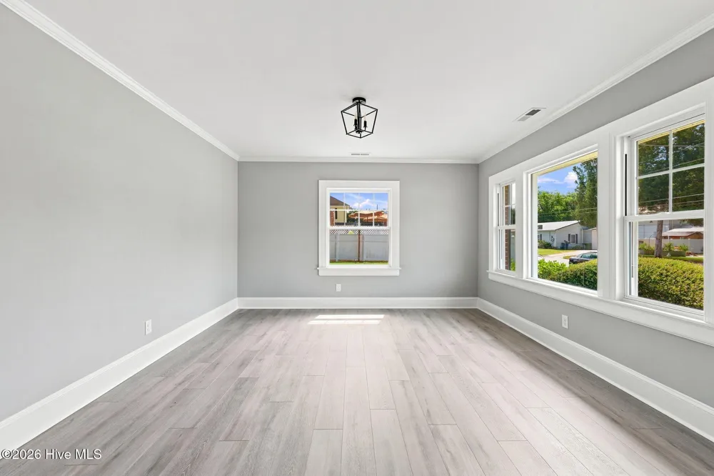 614 E 6th Street Washington, NC 27889