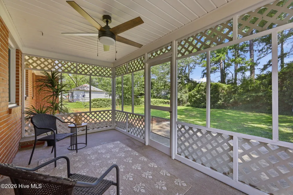 614 E 6th Street Washington, NC 27889