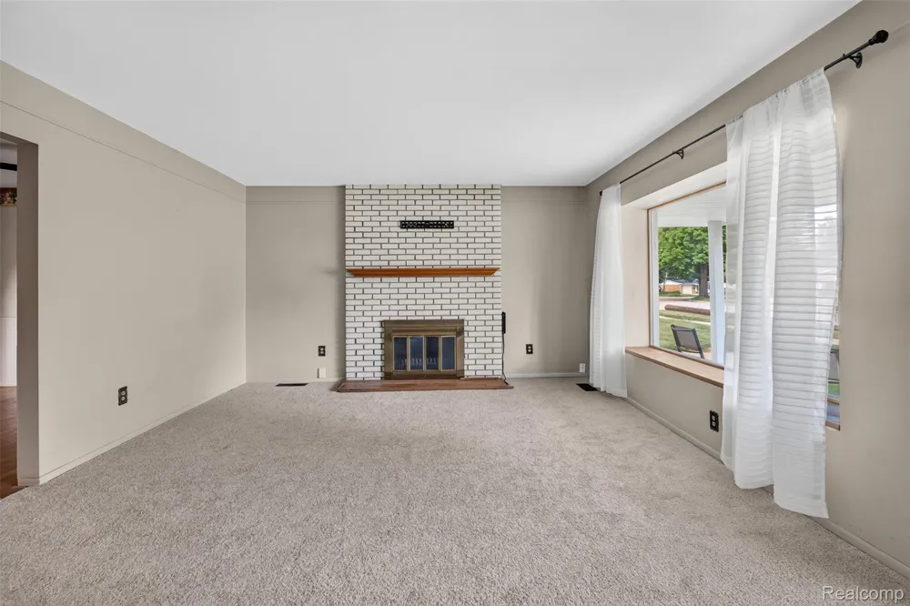 14771 Park Street Livonia City, MI 48154