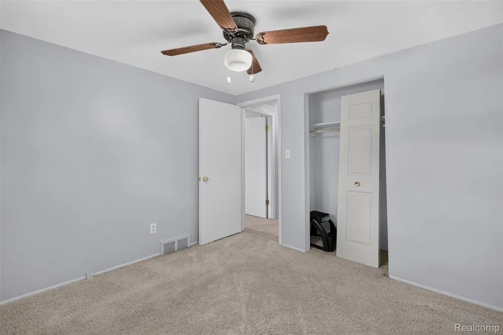 14771 Park Street Livonia City, MI 48154