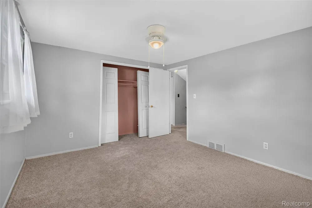 14771 Park Street Livonia City, MI 48154