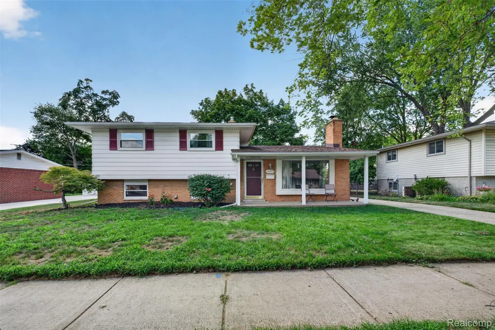 14771 Park Street Livonia City, MI 48154