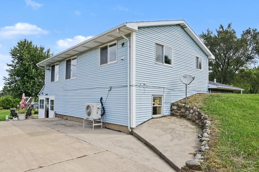 6793 Carmody Road Coloma Charter Township, MI 49038
