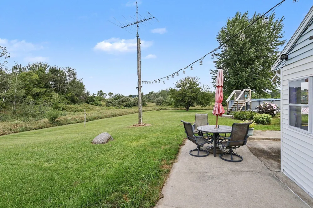 6793 Carmody Road Coloma Charter Township, MI 49038