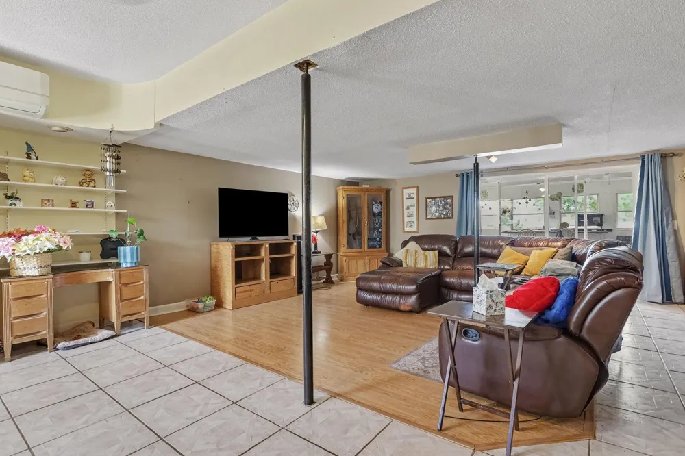 6793 Carmody Road Coloma Charter Township, MI 49038
