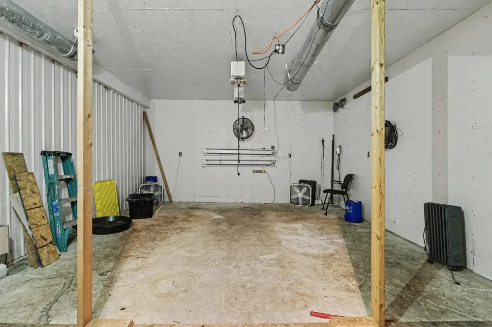 6793 Carmody Road Coloma Charter Township, MI 49038