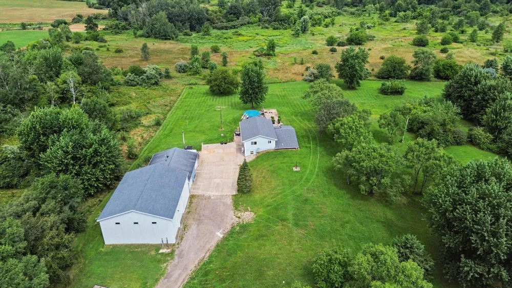 6793 Carmody Road Coloma Charter Township, MI 49038