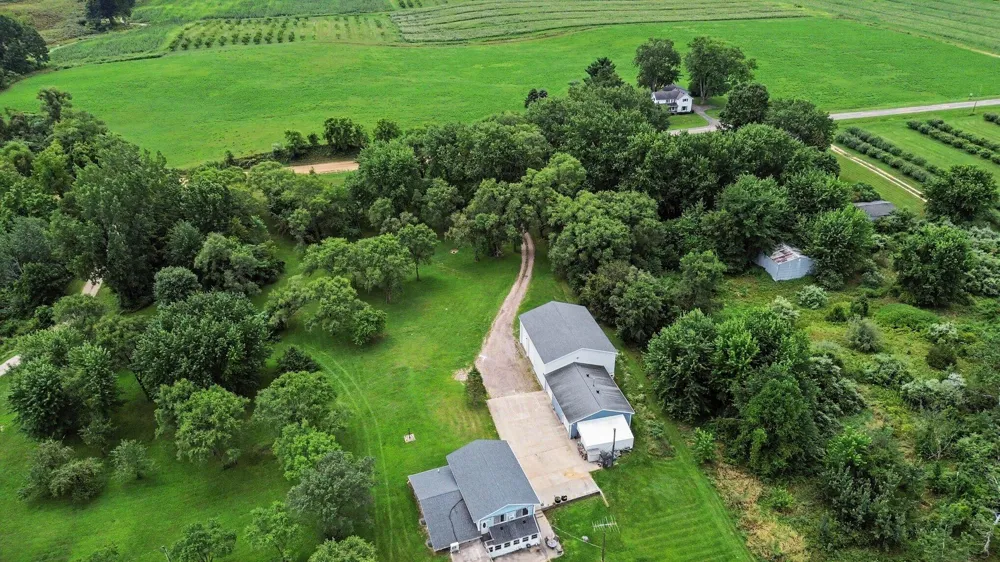 6793 Carmody Road Coloma Charter Township, MI 49038