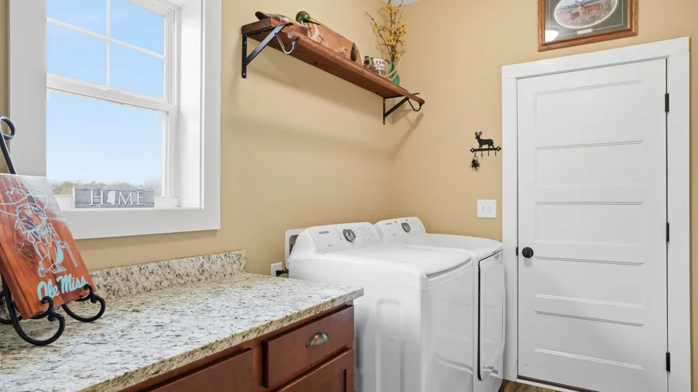 4480 Lunns Store Rd Lewisburg, TN 37091