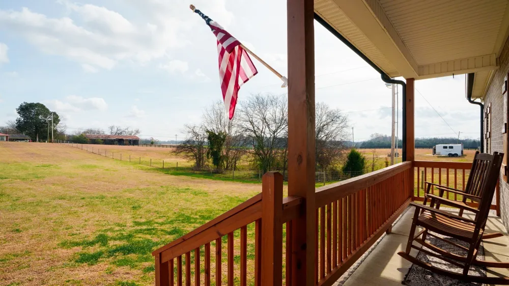4480 Lunns Store Rd Lewisburg, TN 37091
