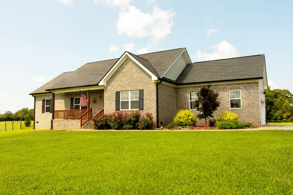 4480 Lunns Store Rd Lewisburg, TN 37091