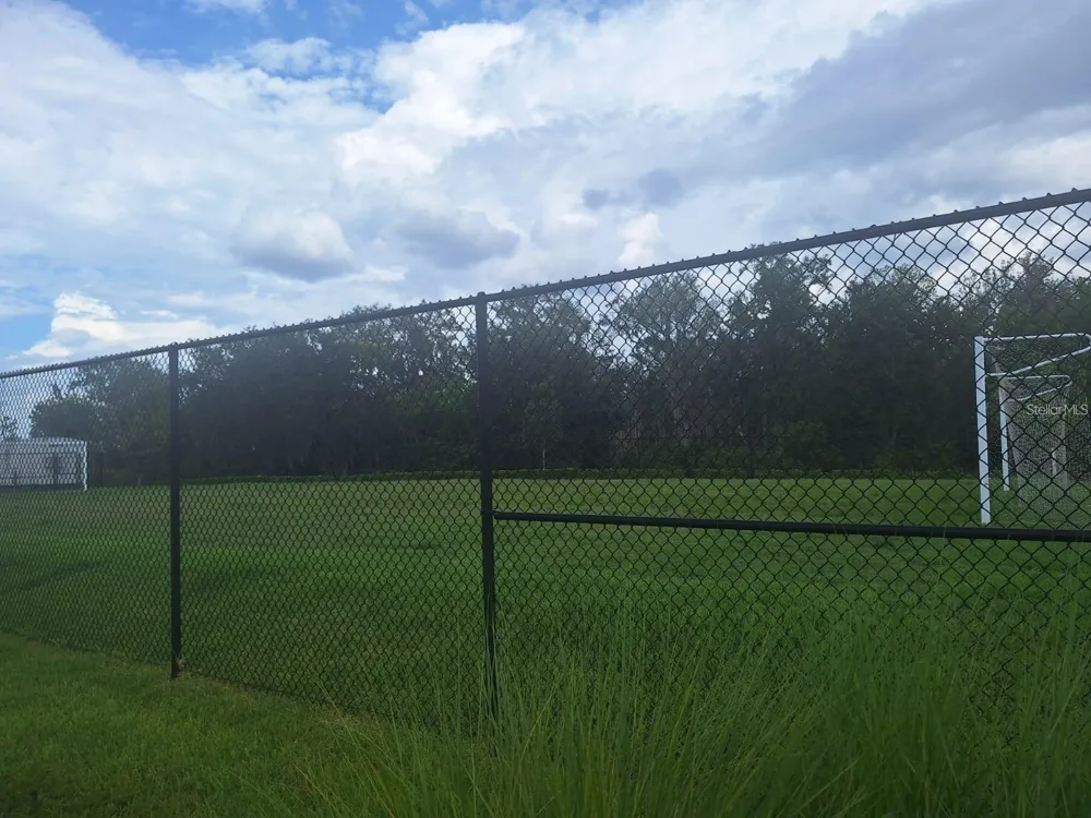 3999 AMBROSE AVENUE #B Kissimmee, FL 34746