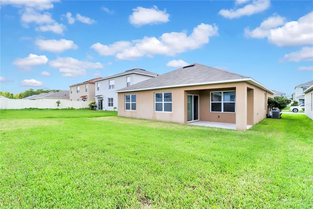 1274 IGUANA LOOP Davenport, FL 33897