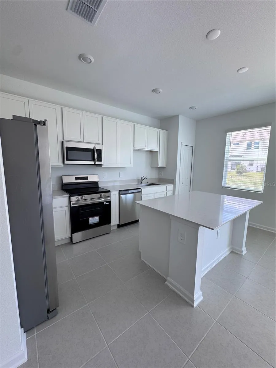6085 ZEN WAY Clermont, FL 34714