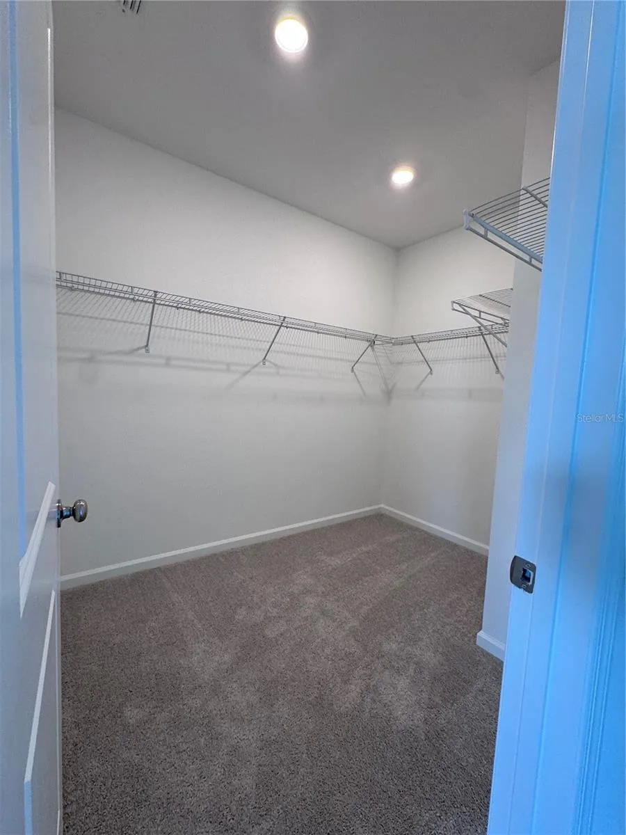 6085 ZEN WAY Clermont, FL 34714
