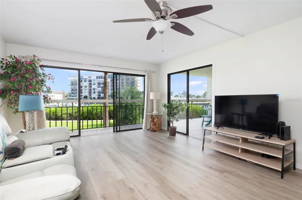 7903 SAILBOAT KEY BOULEVARD S #102 South Pasadena, FL 33707