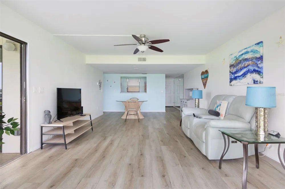7903 SAILBOAT KEY BOULEVARD S #102 South Pasadena, FL 33707